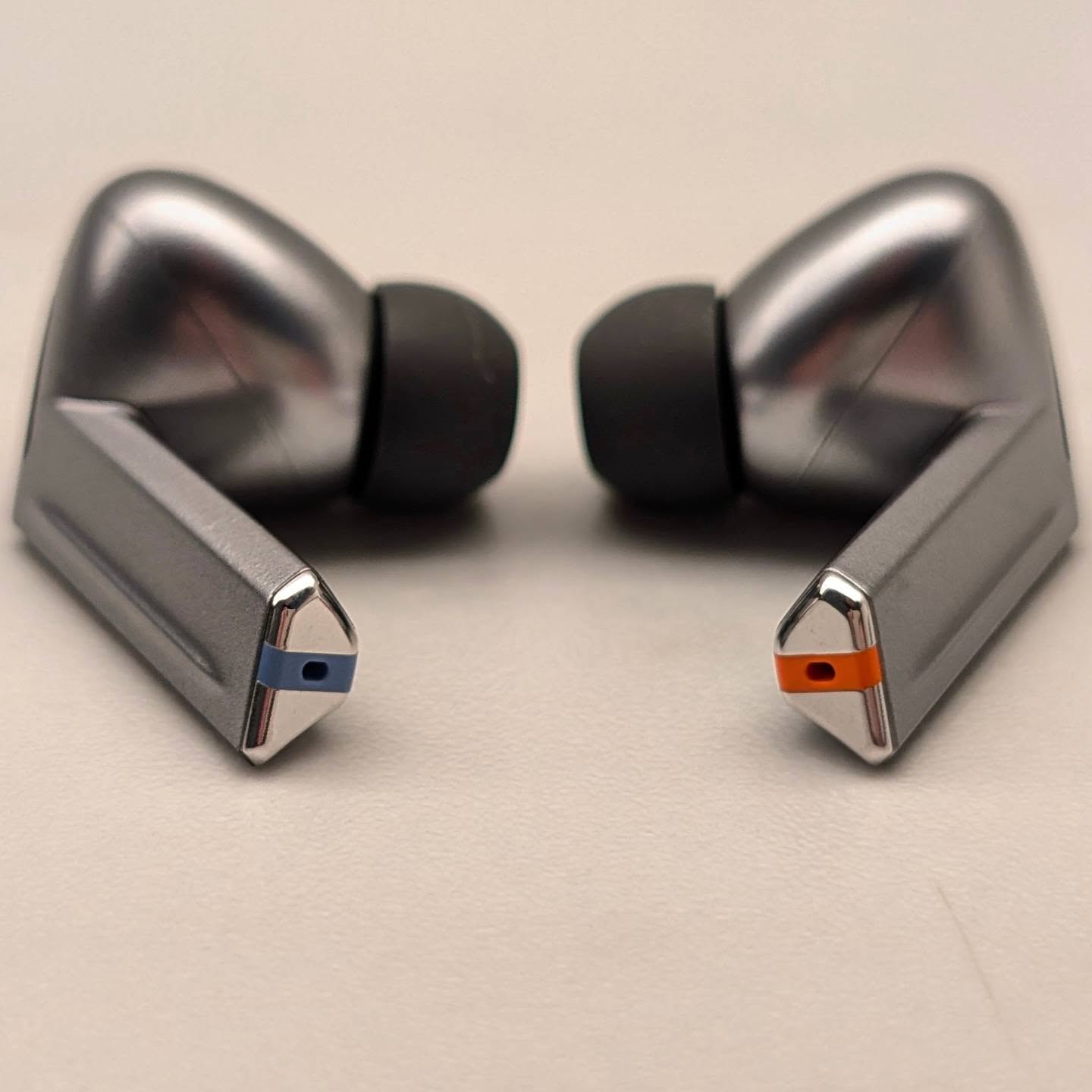 Samsung Galaxy Buds 3 Pro (Black) - Image 4