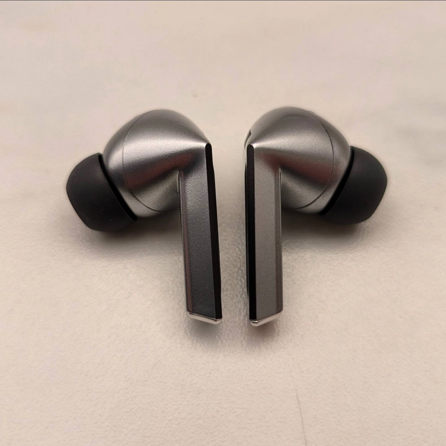 Samsung Galaxy Buds 3 Pro (Black) - Image 3